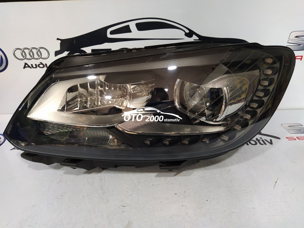 CADDY/TOURAN 2011-2015 LEDLİ SOL FAR