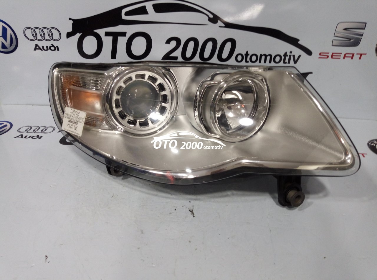 Volkswagen Touareg 2007-2010 Sağ Far